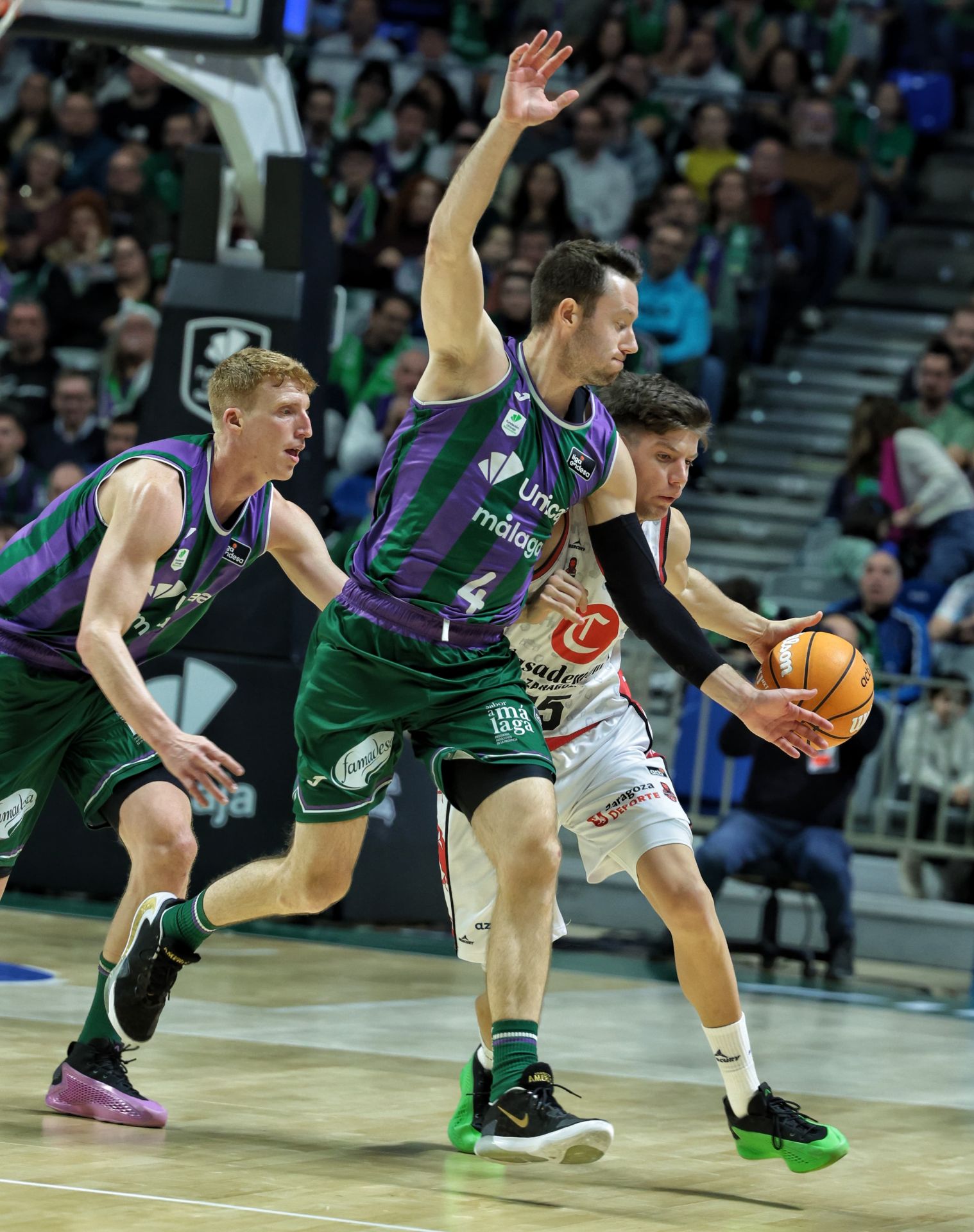 Las mejores imágenes del Unicaja-Casademont Zaragoza