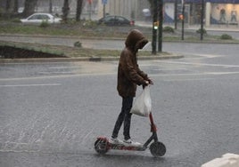 El tiempo en Andalucía: lluvias débiles, temperaturas en ascenso y aviso por fenómenos costeros