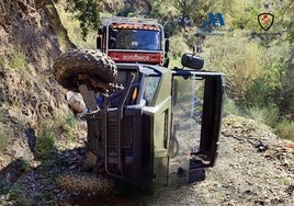 Vista del vehículo accidentado.