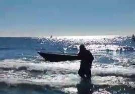 Revuelo en El Palo: detienen a dos pescadores furtivos tras una persecución