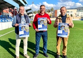 Acto de presentación de la iniciativa deportiva, este viernes en Vélez-Málaga.