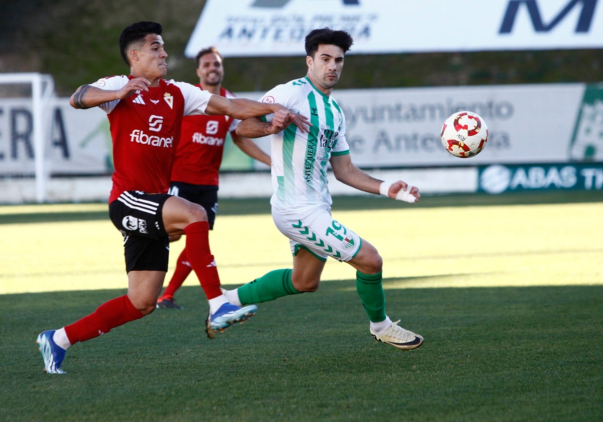 Xemi intentará ayudar al equipo desde el banquillo, como lo hizo contra el Murcia la pasada jornada.