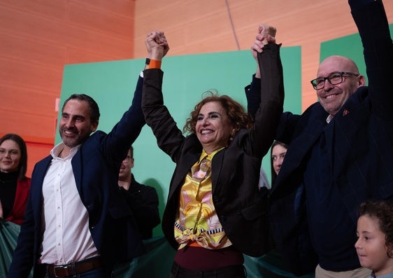 Dani Pérez, María Jesús Montero y Jorge Gallardo, tras el acto.