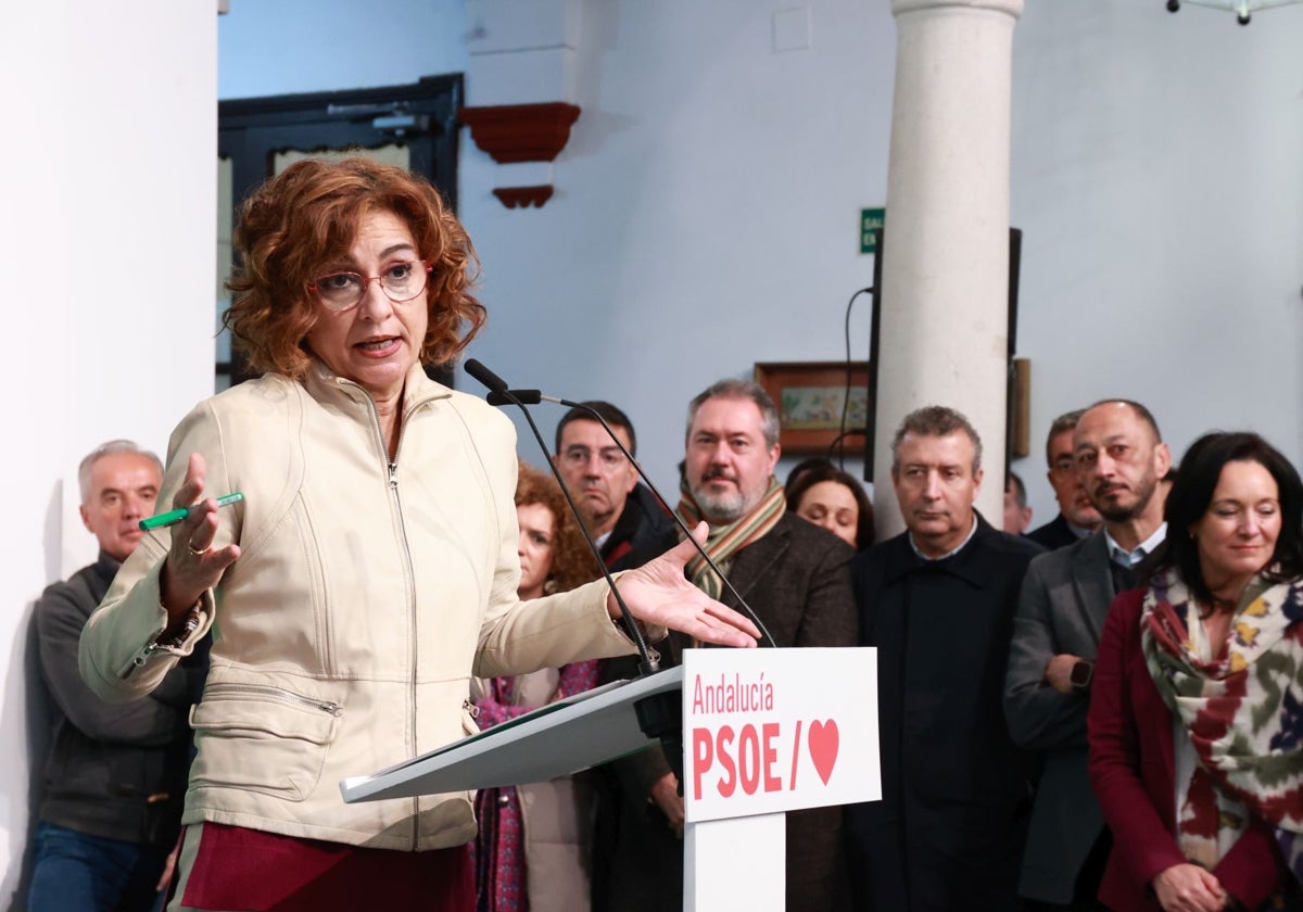 Montero, durante su intervención a la que asistieron numerosos dirigentes socialistas.