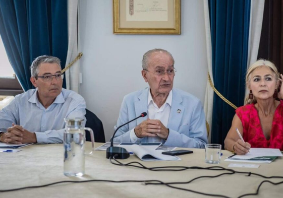 Francisco Salado, Paco de la Torre y Patricia del Pozo, los responsables de las instituciones.