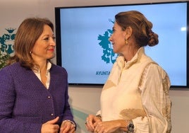 Patricia Navarro y Ana Mata durante su encuentro.