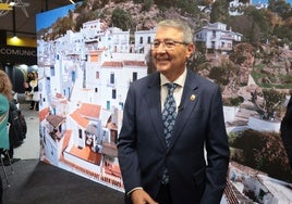 Francisco Salado, en el stand de la Costa del Sol en Fitur.