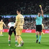 Un arbitraje sin fisuras de Eder Mallo en su reencuentro con el Málaga