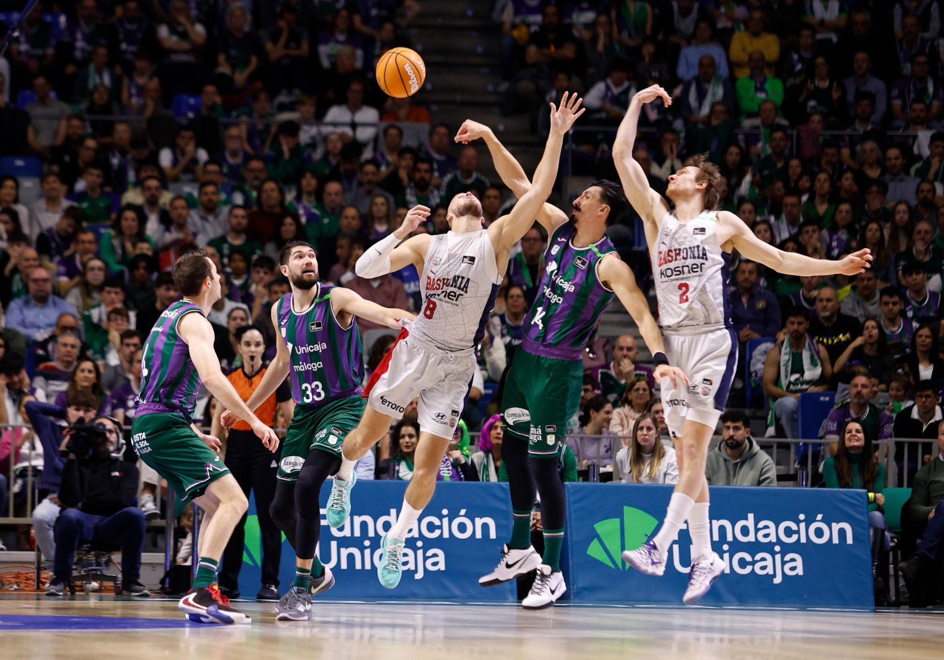 Las mejores fotos del Unicaja-Baskonia