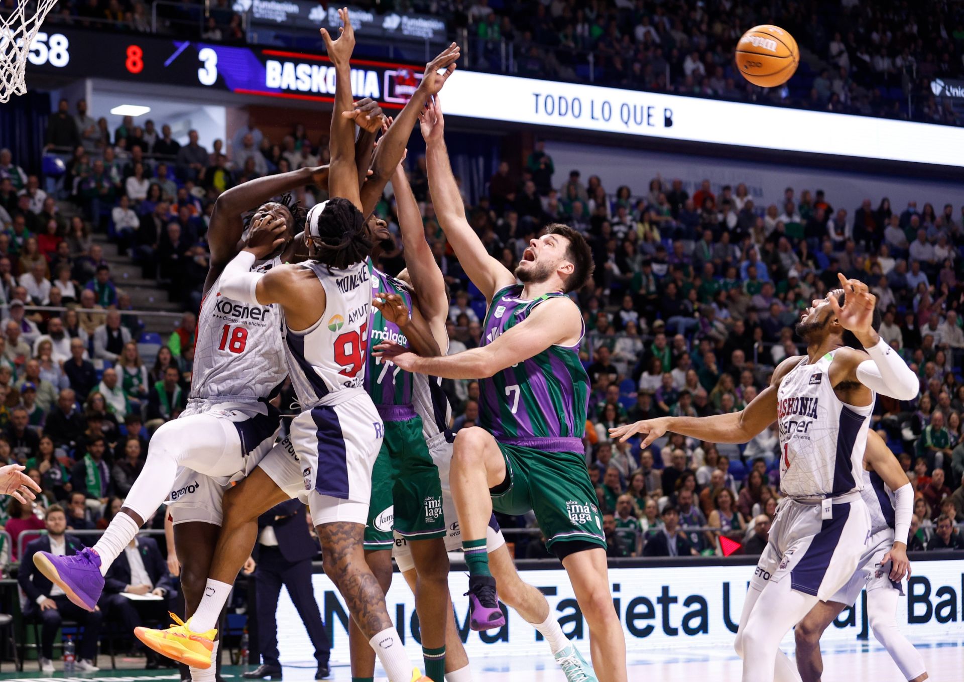 Las mejores fotos del Unicaja-Baskonia