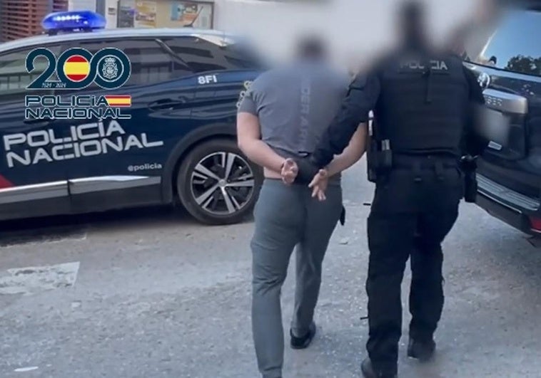 Se descuelga por un balcón para huir: crónica de siete horas de secuestro en Marbella