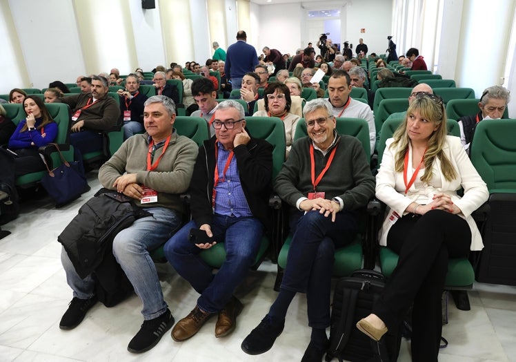 Antonio Yuste, José Juan Jiménez, Josele Aguilar y Estefanía Martín Palop, en el comité provincial.