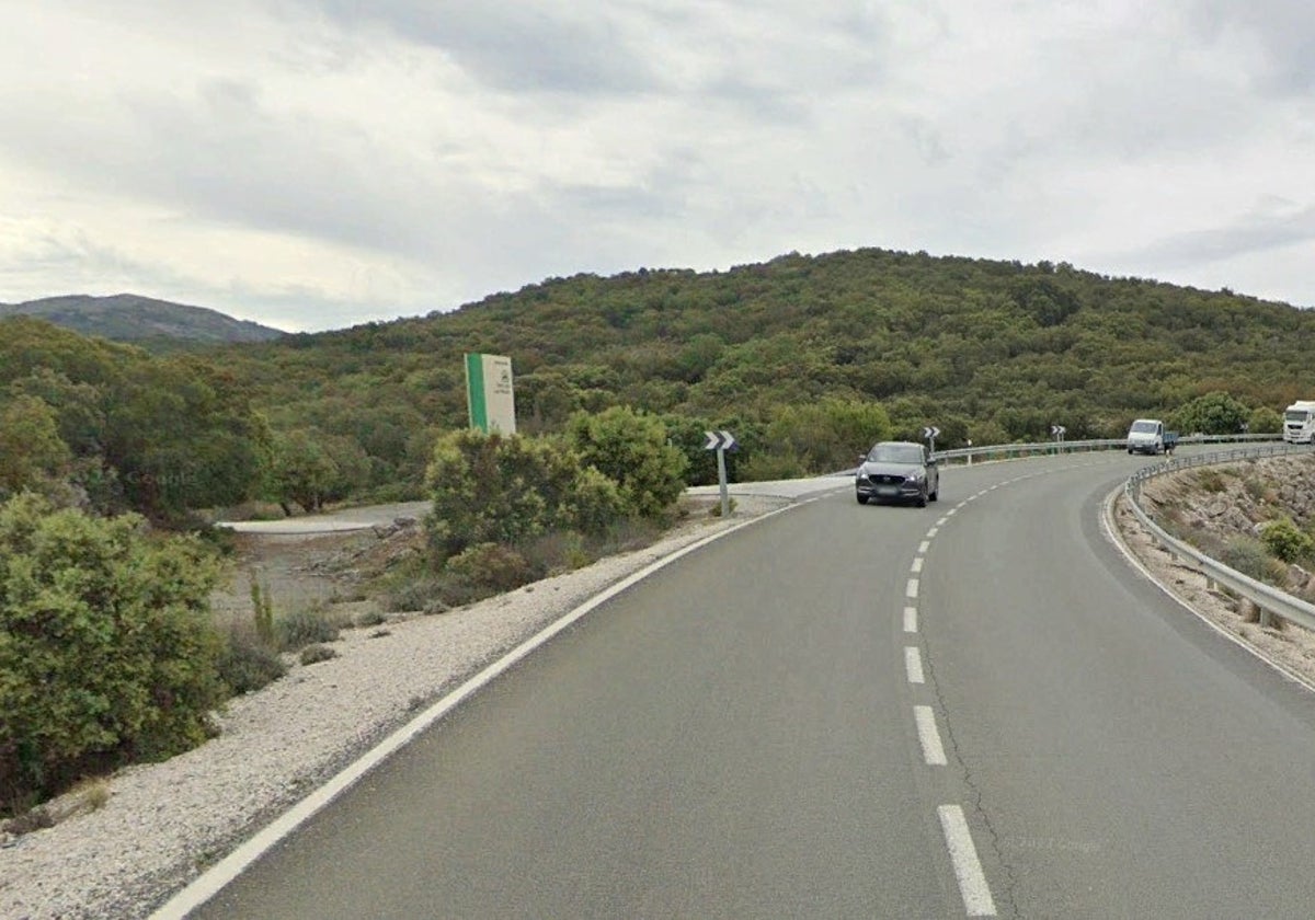 Acceso al camping municipal Conejeras por la A-397.