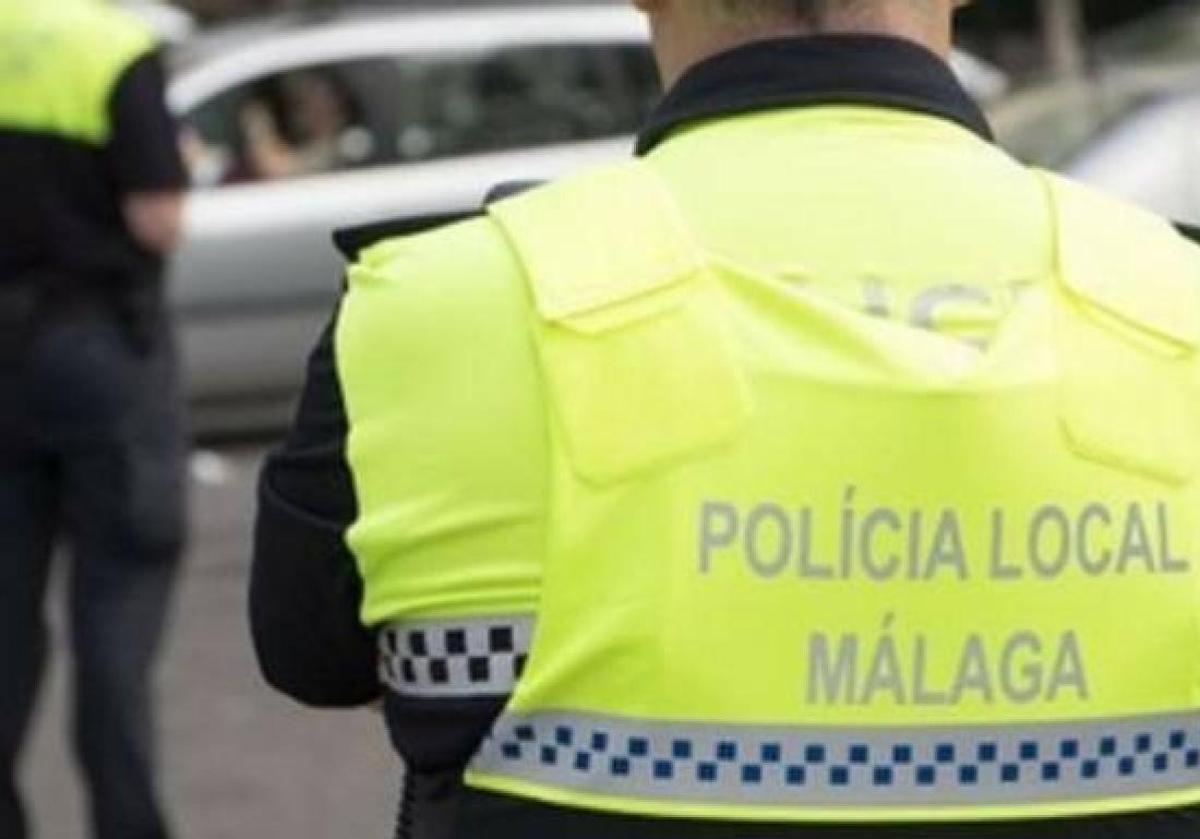 Detenido por conducir de manera temeraria a las puertas de un colegio en Puerto de la Torre a la hora de la entrada