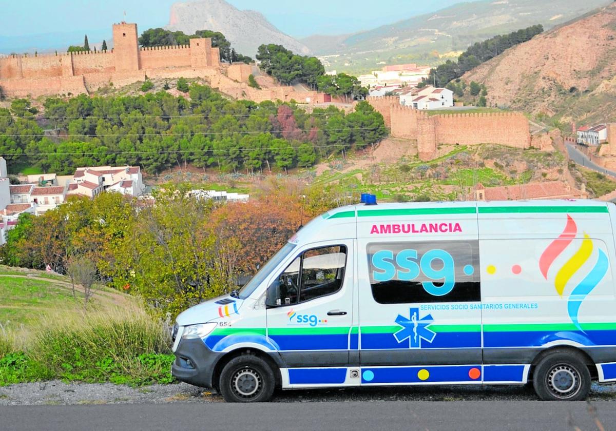 Uno de los vehículos de la flota de SSG durante un servicio en Antequera.