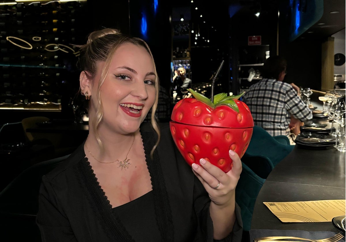 Paula 'LaFoodie', la tiktoker malagueña que revoluciona las redes en el ámbito gastronómico
