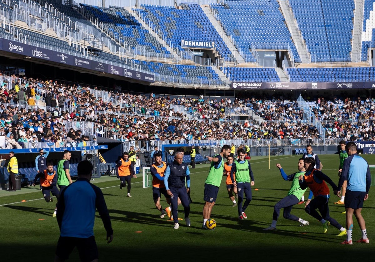 Imagen del anterior entrenamiento a puerta abierta del Málaga, celebrado en enero.