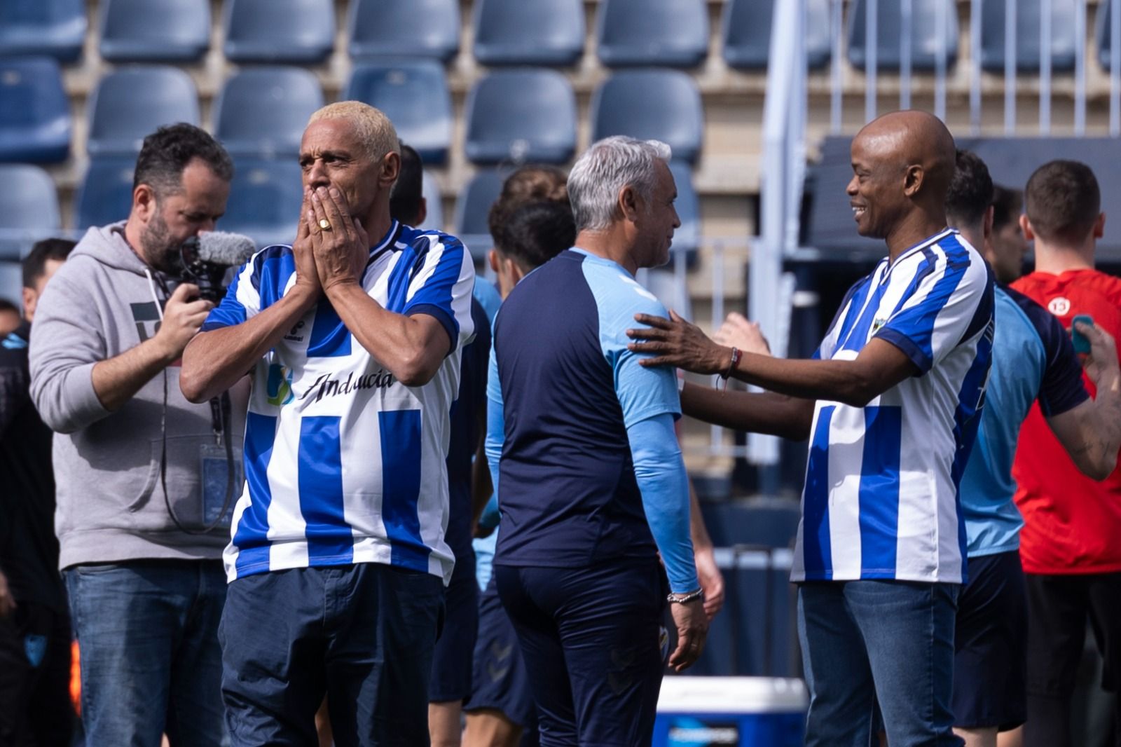 El entrenamiento del Málaga de puertas abiertas, en imágenes