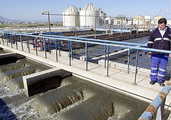 Imagen de archivo de depuradora de aguas residuales del Guadalhorce.