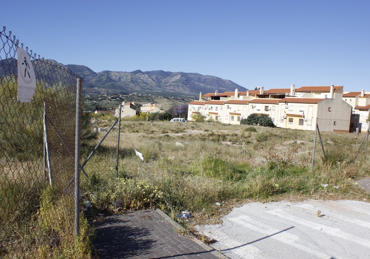 Terrenos sin edificar en Torrealquería.