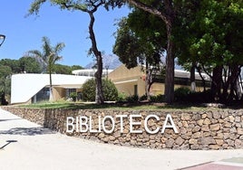 Imagen de la Biblioteca Central Fernando Alcalá Marín.