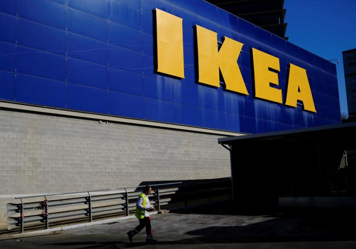 Ikea retira varios productos eléctricos por riesgo de descarga