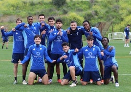 Los jugadores del Marbella, ayer en el entrenamiento.