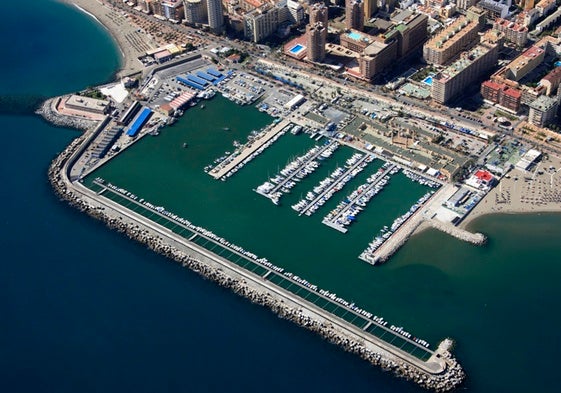 Vista del puerto de Fuengirola.