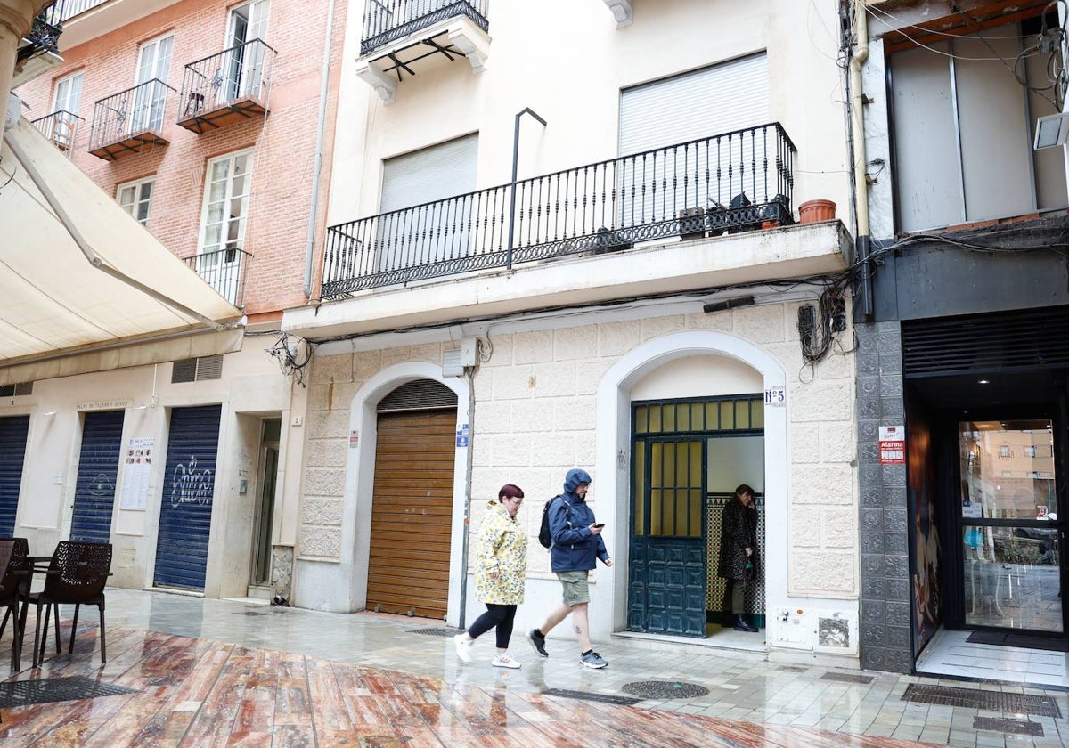 El pub estaba en la calle Muro de Puerta Nueva y ya ha retirado los rótulos.