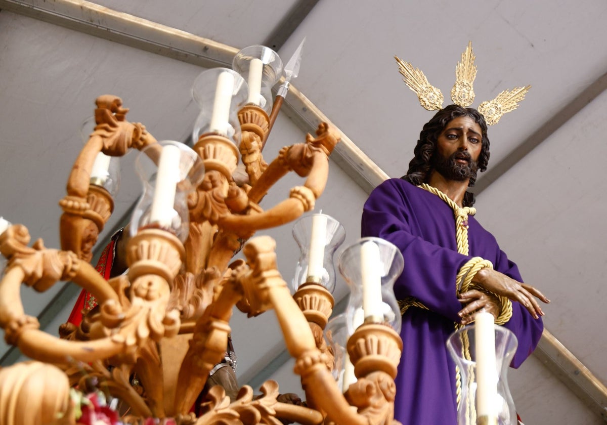 Jesús de la Soledad, en su trono procesional, el Domingo de Ramos de 2024.