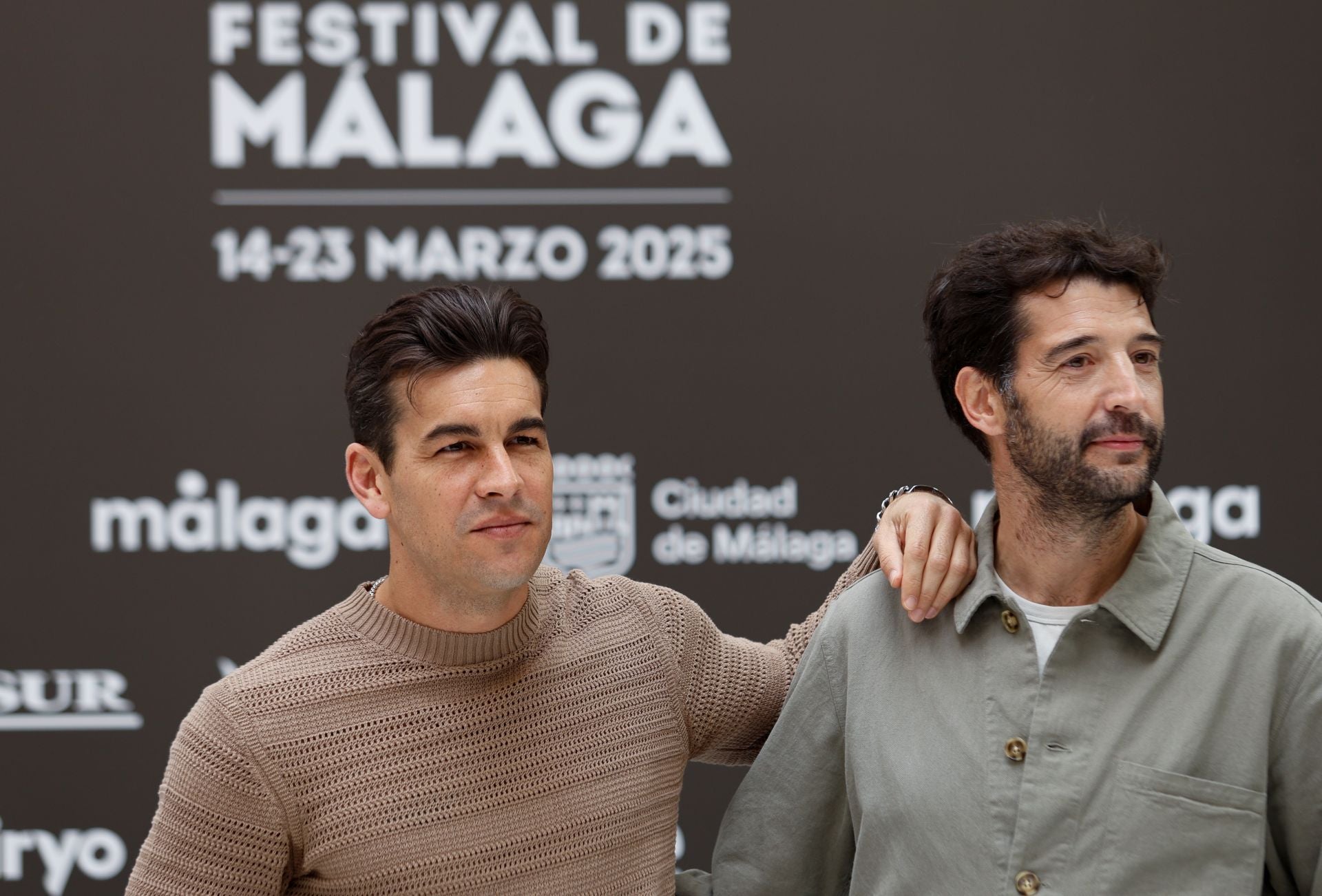 Mario Casas apuesta por el cine independiente con 'Molt lluny', la ópera prima de Gerard Oms, una película autobiográfica de autodescubrimiento personal localizada en Utrecht