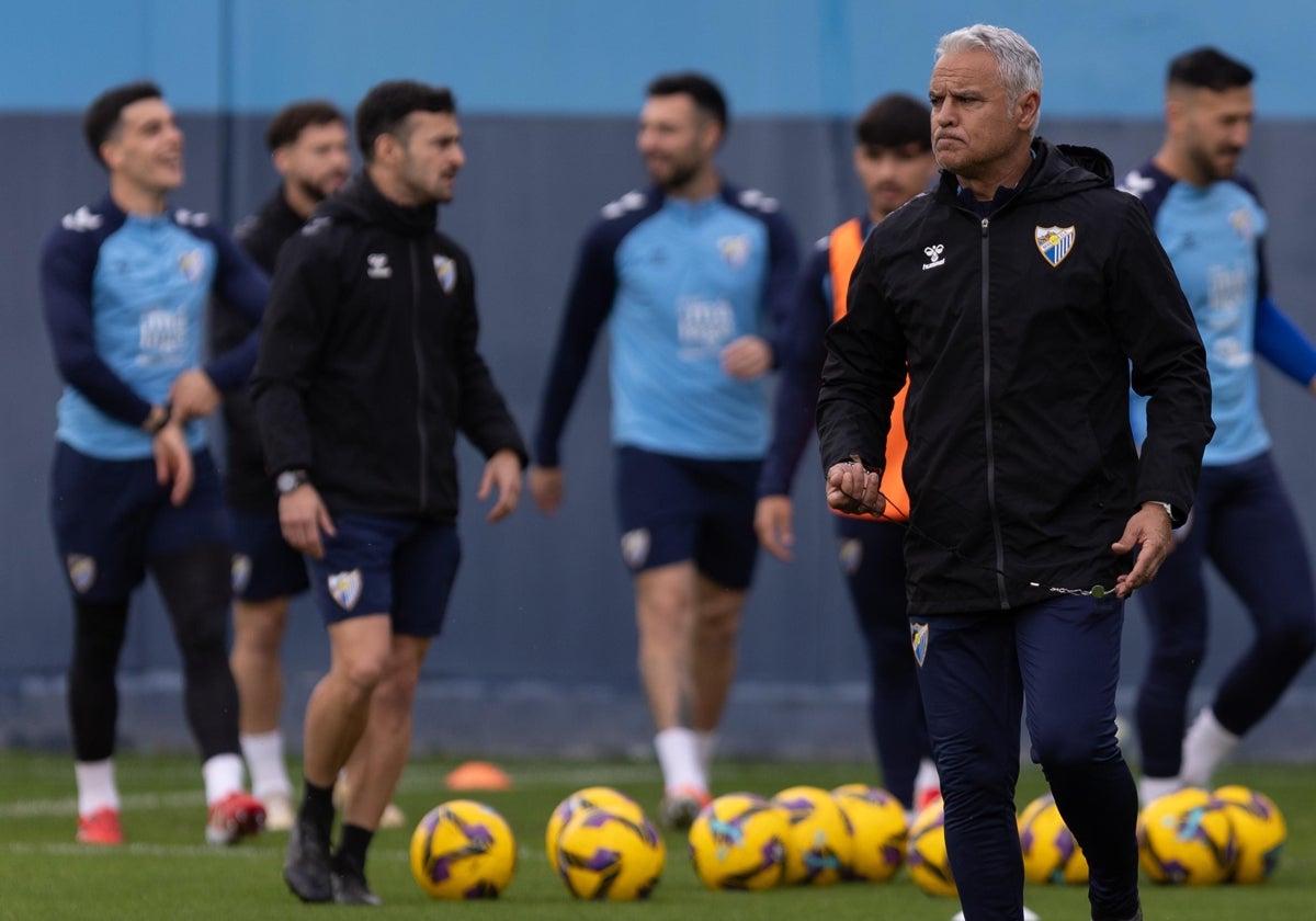 Pellicer observa un ejercicio del entrenamiento de este lunes.