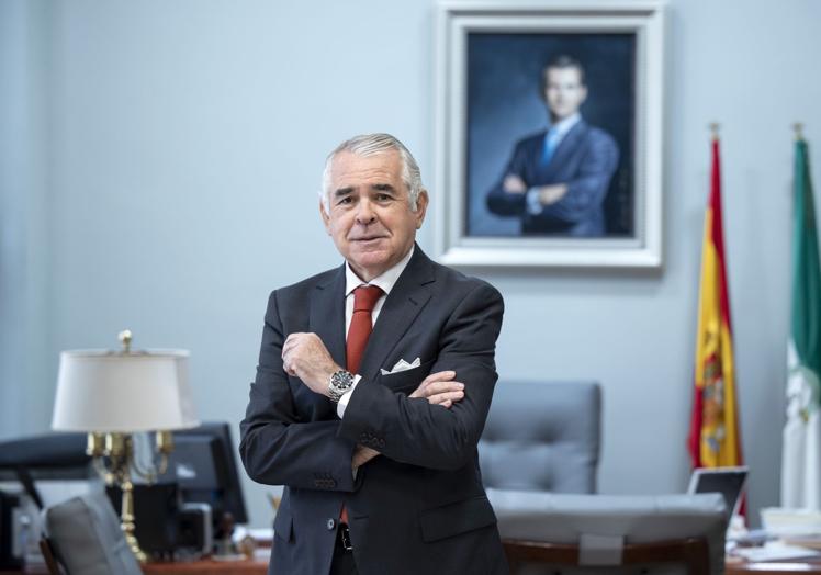 Pedro Navarro Merino, vocal de UPROSAMA y presidente del Colegio Oficial de Médicos de Málaga.