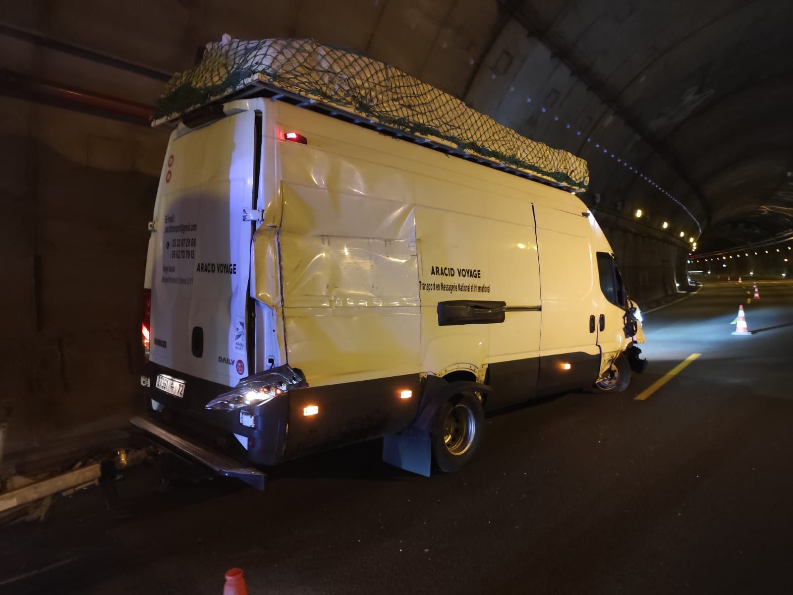 Accidente dentro del túnel del Cerrado de Calderón: colapso en la ronda y retenciones kilométricas