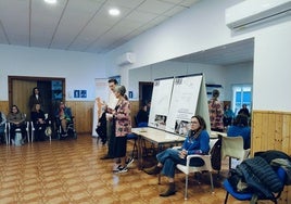 Presentación de los proyectos en el centro social Carola.