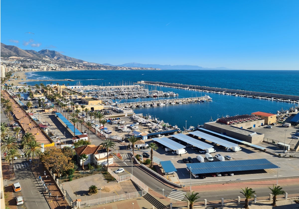 Vista del actual puerto de Fuengirola.