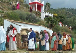 El Paso de Cajiz cuenta con un recinto propio en los alrededores de la aldea.