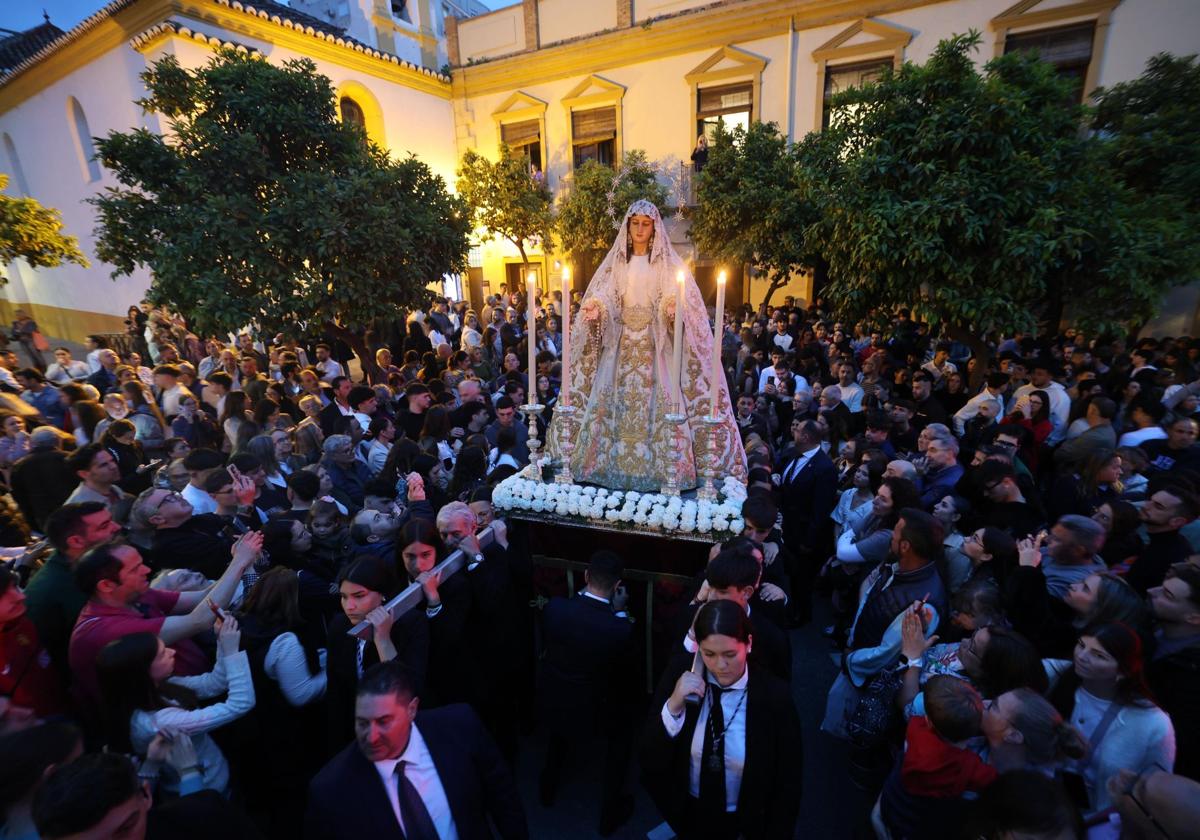 Directo | Traslados y procesiones de vísperas de la Semana Santa de Málaga 2025