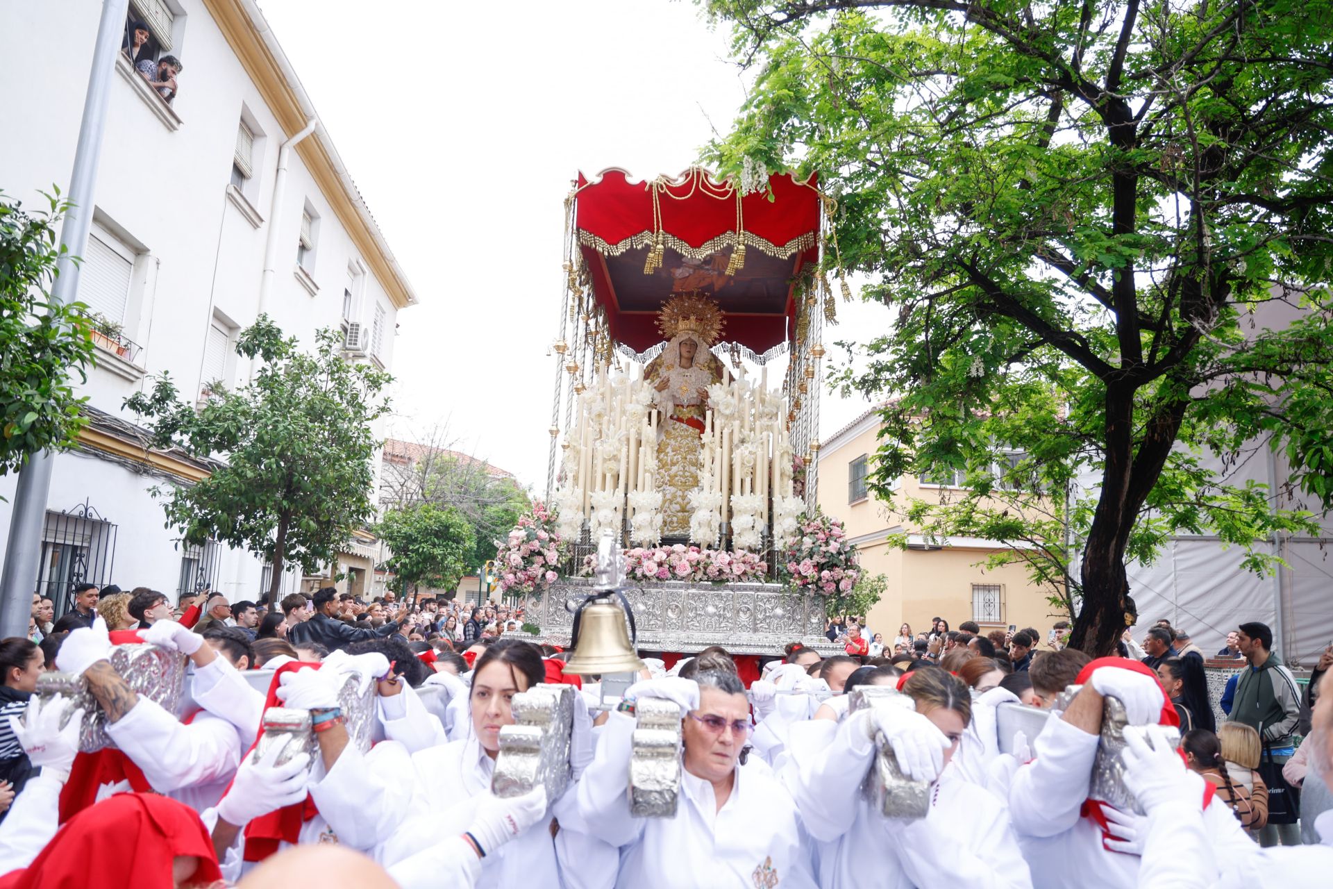 Traslados y procesiones del Sábado de Pasión en Málaga 2025