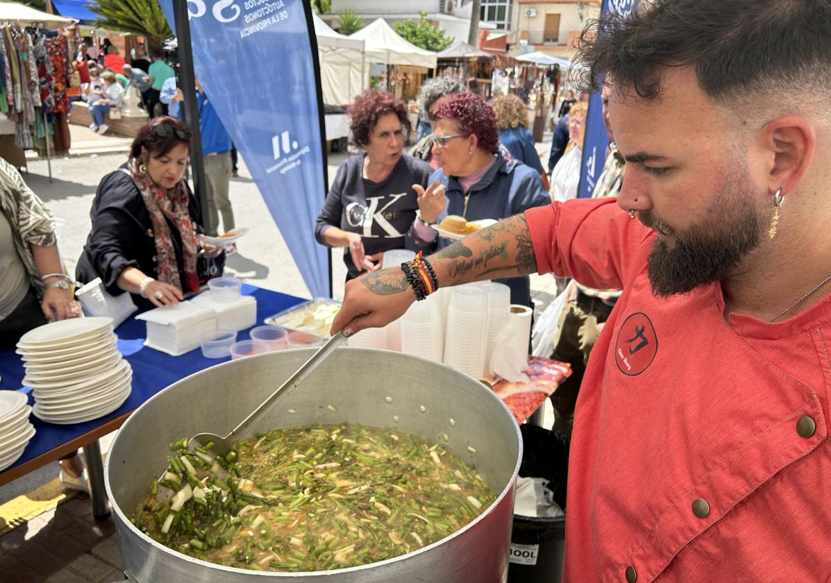 La XXIII Feria del Espárrago de Sierra de Yeguas crece con la celebración de unas jornadas profesionales