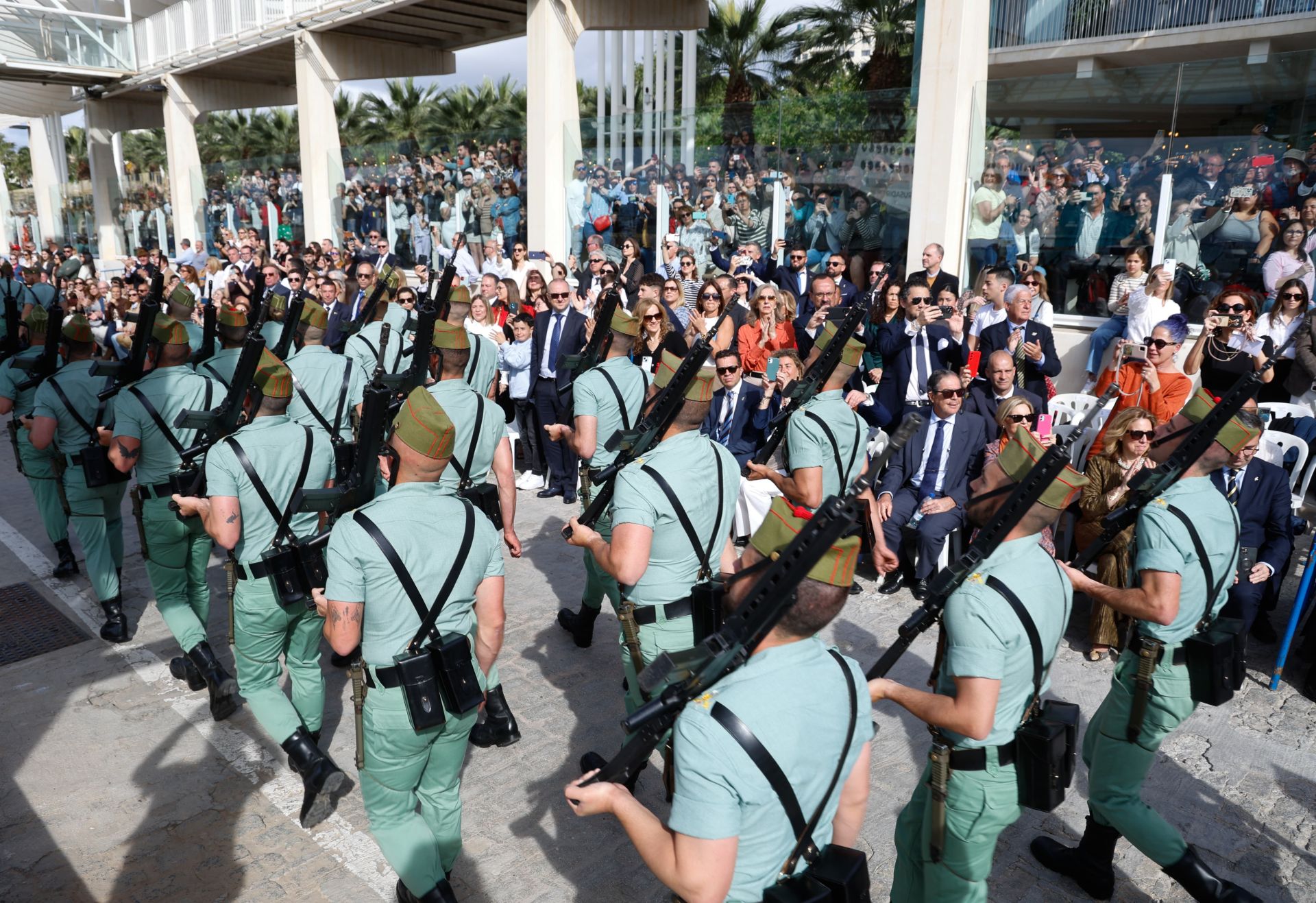 Desembarco de la Legión en el Puerto de Málaga