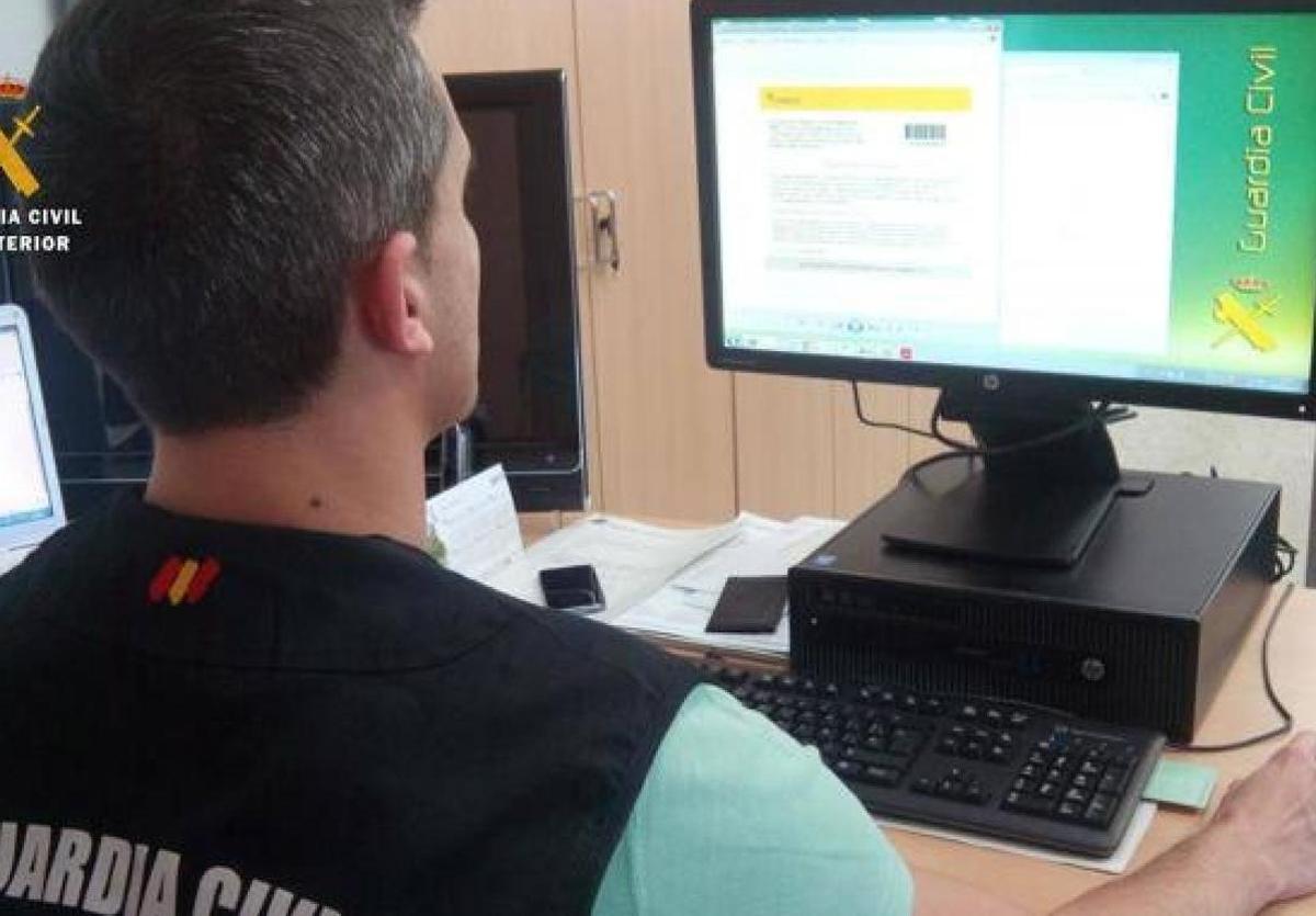 La Guardia Civil alerta de nuevas estafas en Andalucía por el método del 'falso hijo'