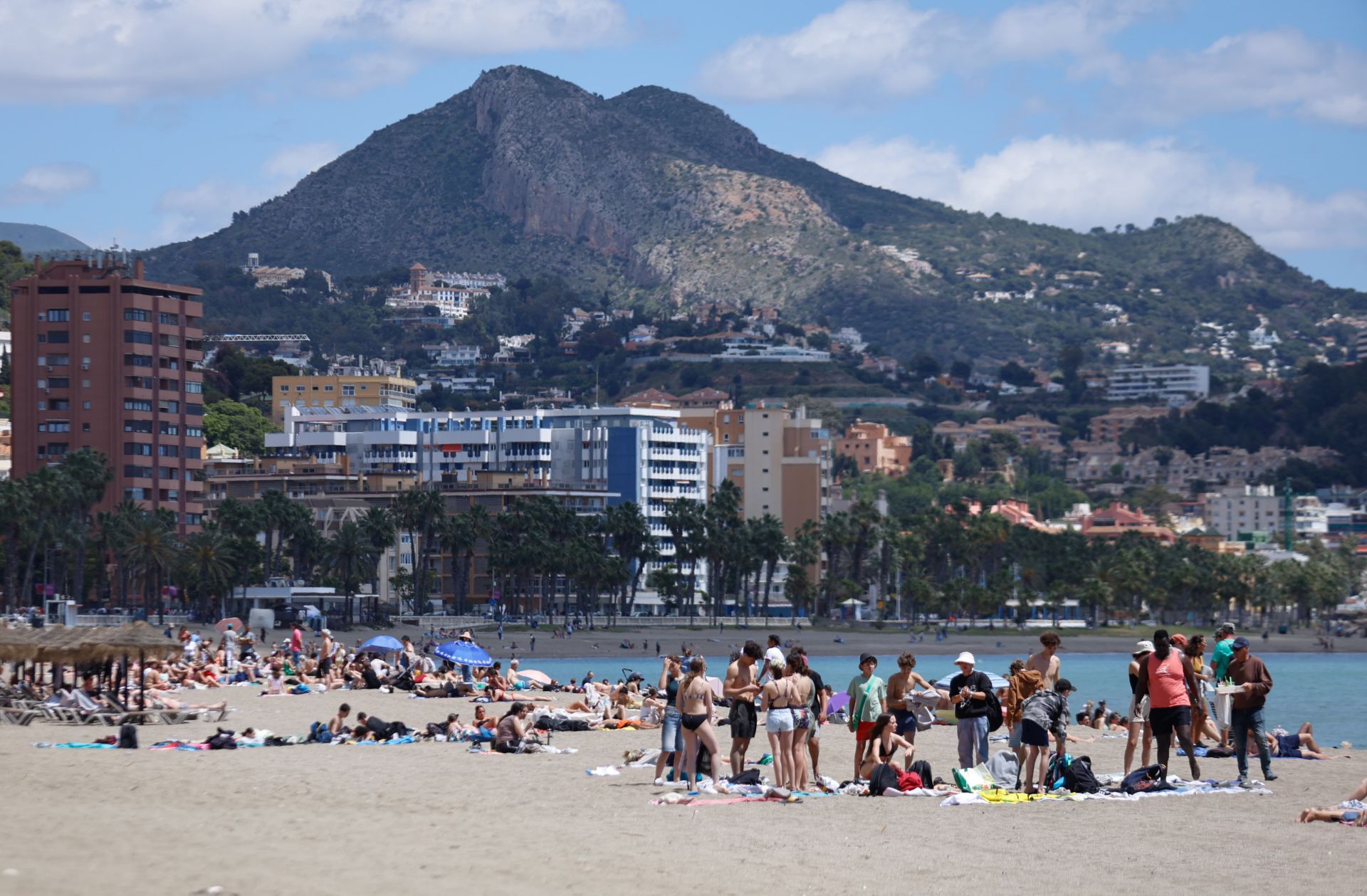 Málaga exprime la Semana Santa con un sábado al completo