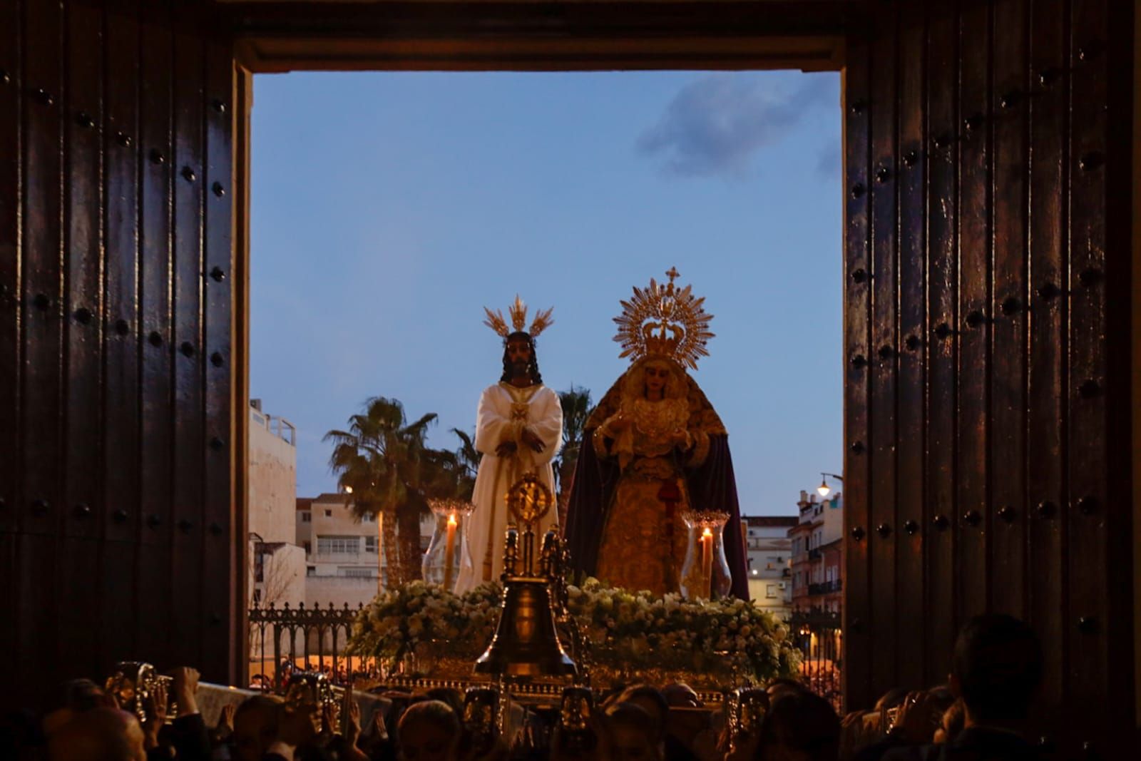 Traslado de vuelta de la cofradía de Nuestro Señor Cautivo y la virgen de La Trinidad