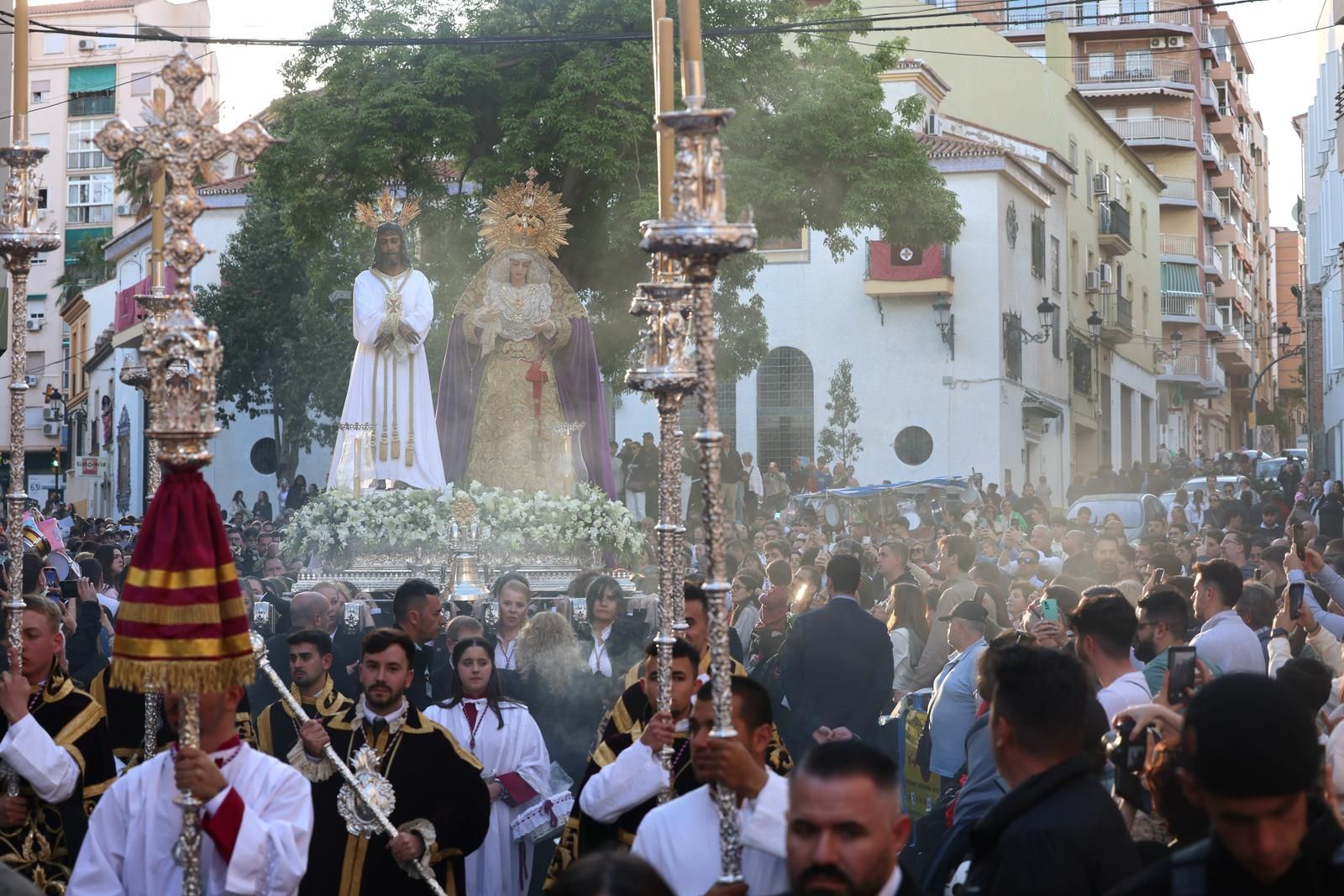 Traslado de Nuestro Señor Cautivo y la virgen de La Trinidad