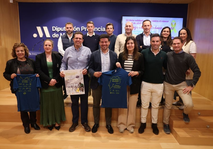 Presentación del reto en la Diputación de Málaga, patrocinador principal del desafío solidario.