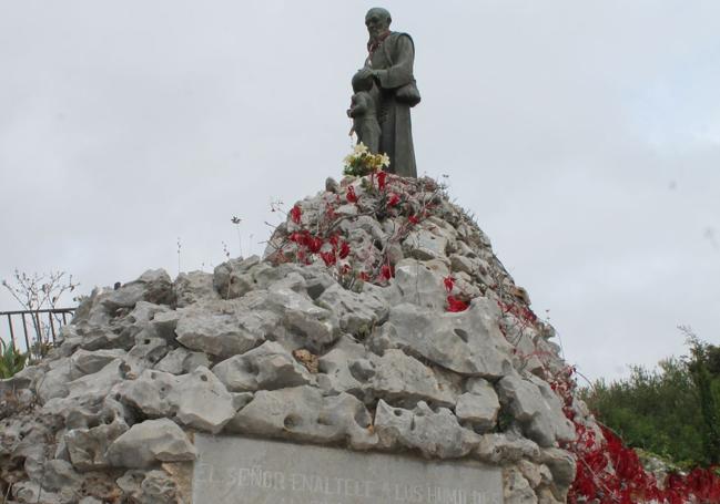 La imagen de Fray Leopoldo está muy presente en el pueblo y su entorno.