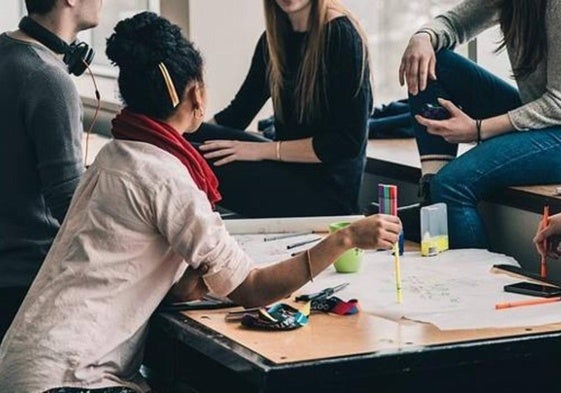 Los alumnos de los centros concertados también accederán al complemento que la Junta concede a los Erasmus+: estas son las cuantías
