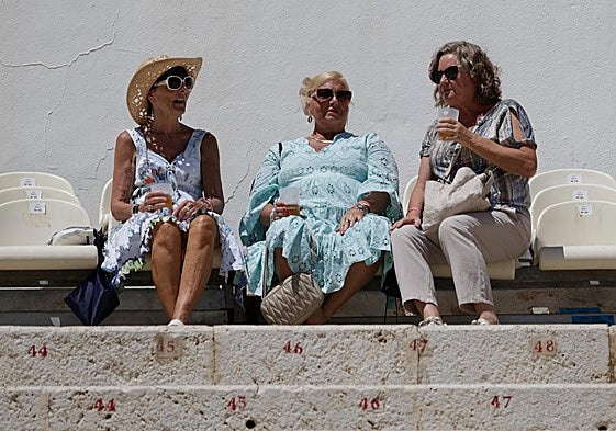 Ambiente veraniego ayer en Málaga.