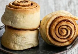 Prueba los fantásticos rollos de canela en Málaga centro a mitad de precio